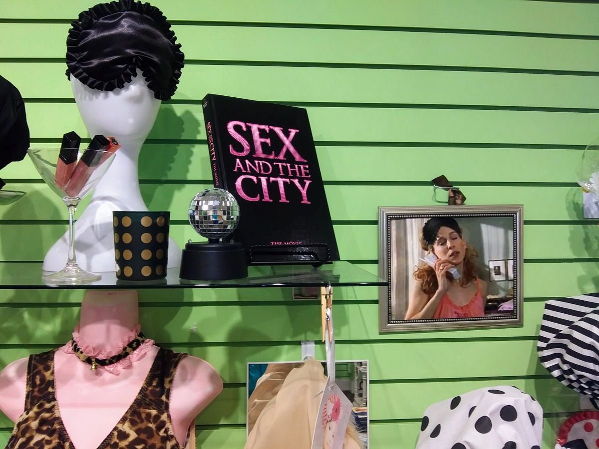 As seen on "Sex and the City" Black Sleep Mask with Ruffle