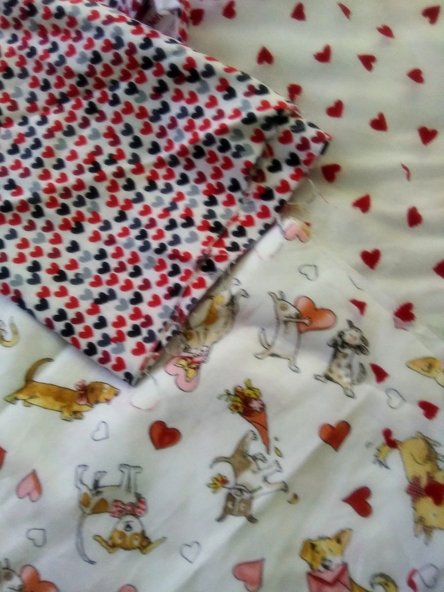 Cute red heart's face mask